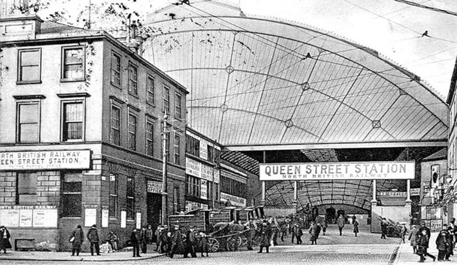Glasgow Queen Street Station exterior 06