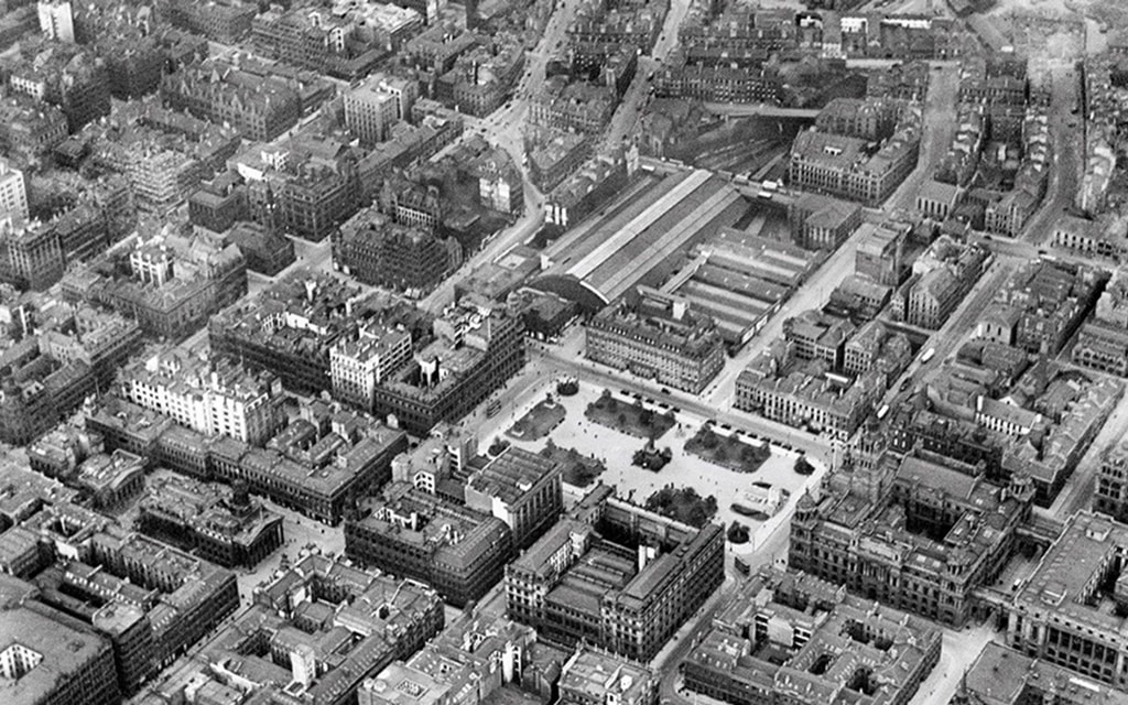 Glasgow Queen Street Black and White Arial Image