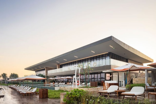 Hudayriyat Surf Ranch exterior building
