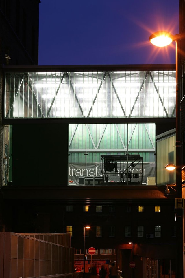 Leeds Grand Theatre bridge and street light