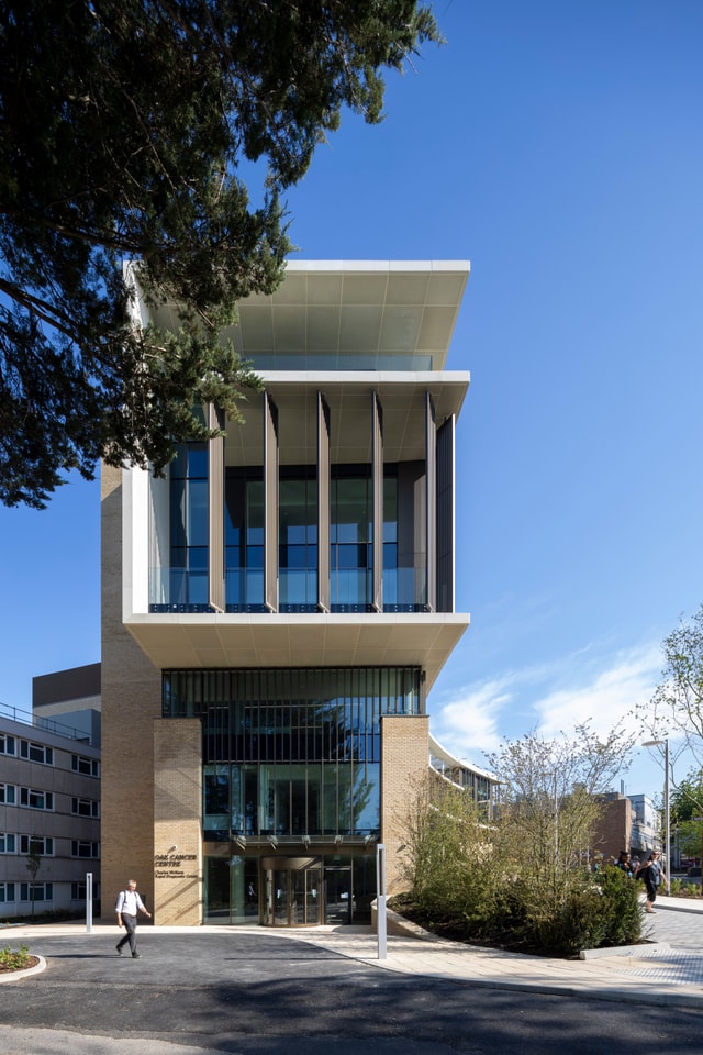 Oak Cancer Centre