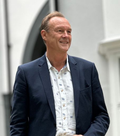 Tom Hewitt