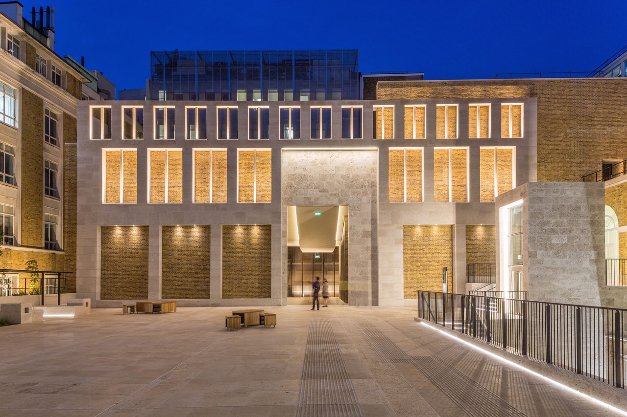 UCL Wilkins Terrace and Refectory night time lighting