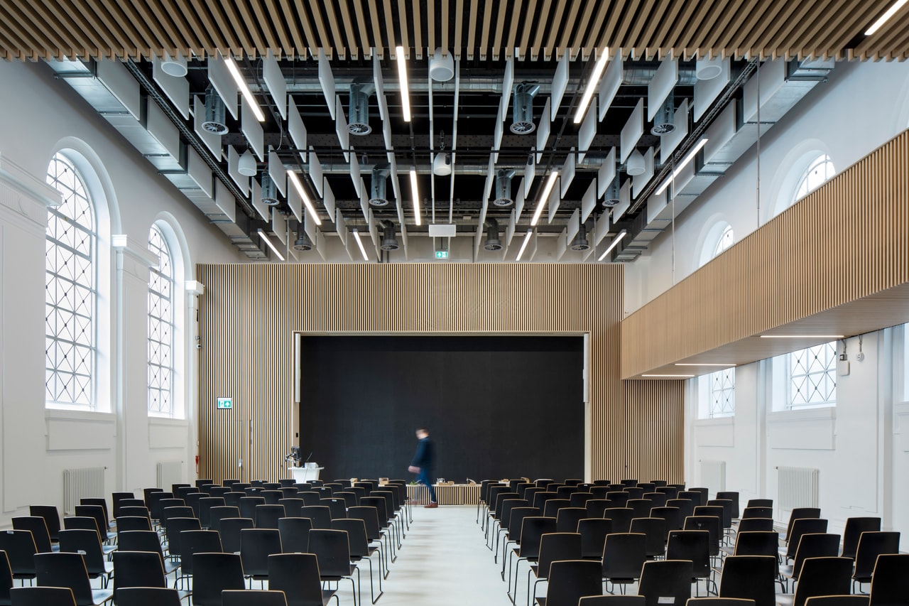 Welsh School of Architecture_Lecture theatre