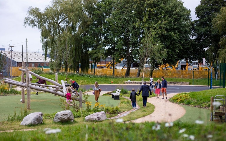 West Gorton P2000902_N24_large.jpg