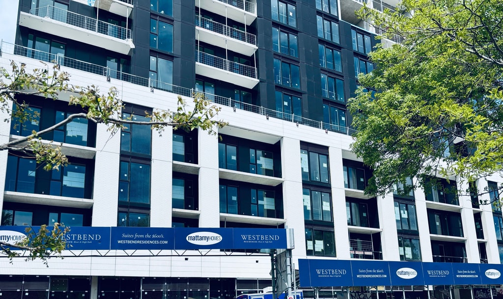 Toronto_Westbend Residences Image