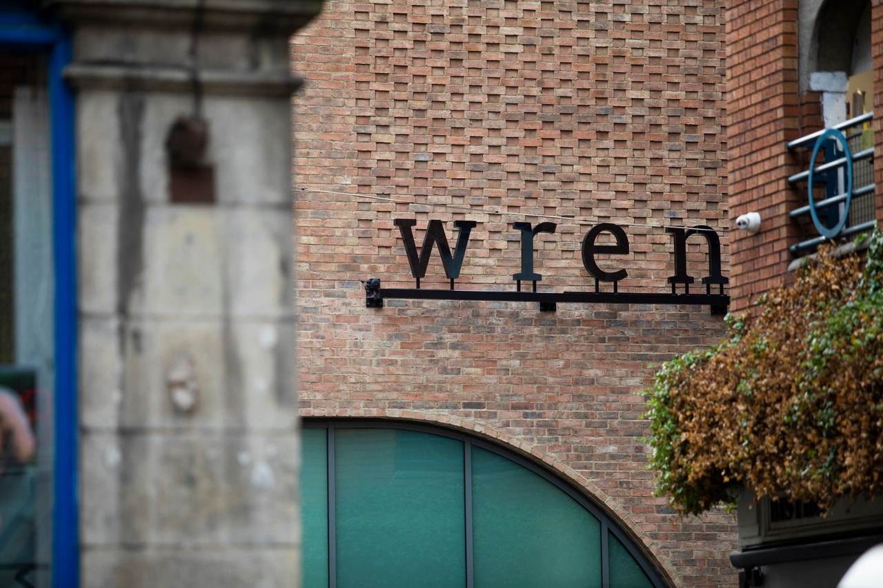 Exterior hotel sign
