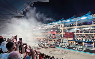 Yas Marina F1 - racing track event day