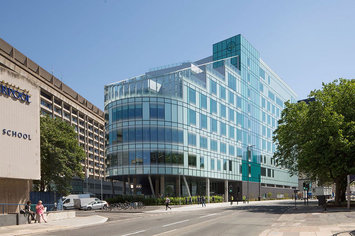 clatterbridge-cancer-centre_01.jpg