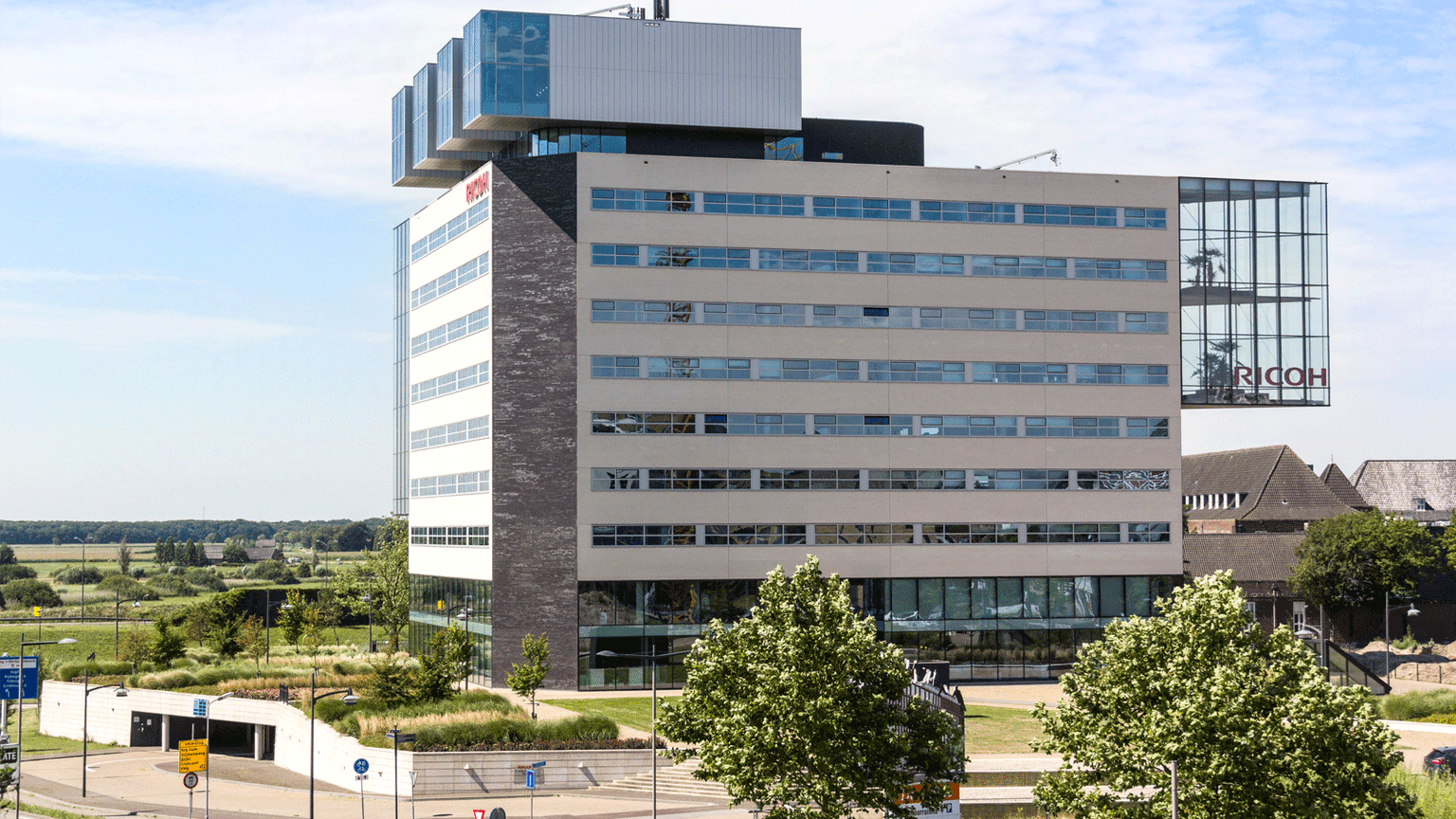 Den Bosch, Paleiskwartier and station area