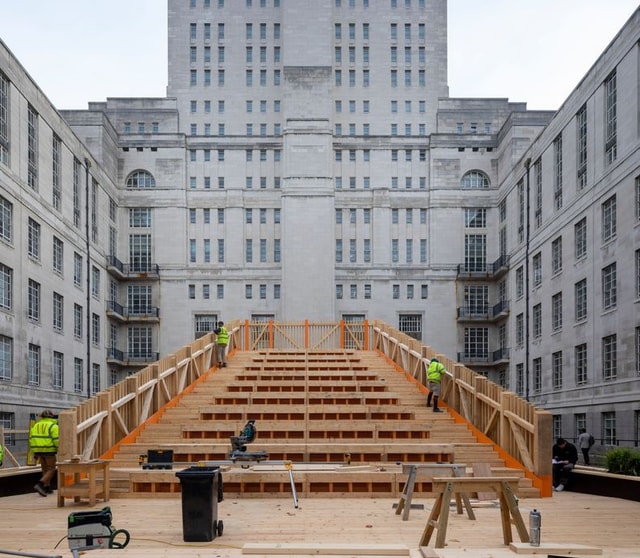 Senate Steps