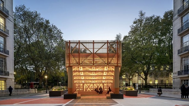 Senate House Steps, University of London