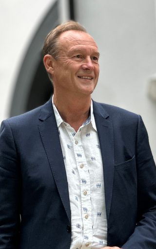 Tom Hewitt